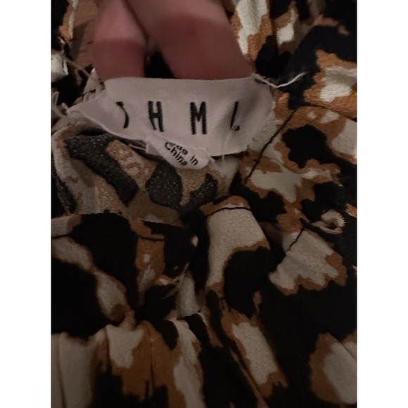 THML Boutique Women's Top Size Small Leopard Ruffle Sleeve High Neck - Picture 4 of 6